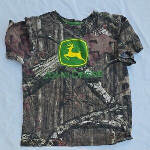John Deere Boys' Camo Short-Sleeve Tee - Green & Yellow Logo